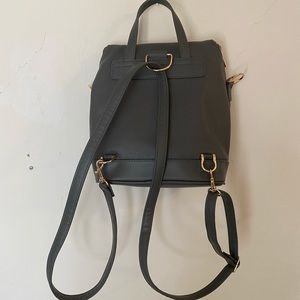 Over the shoulder bag/backpack